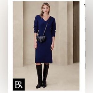 V-Neck sweater dress